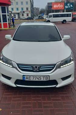 Седан Honda Accord 2014 в Днепре