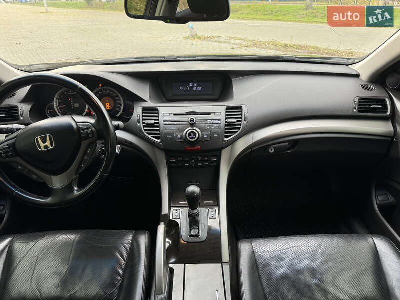 Седан Honda Accord 2008 в Черноморске