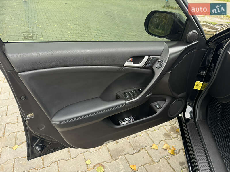 Седан Honda Accord 2008 в Черноморске