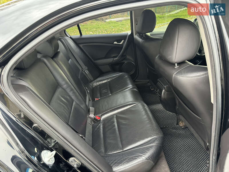 Седан Honda Accord 2008 в Черноморске