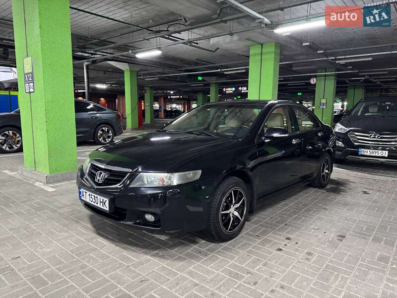 Седан Honda Accord 2003 в Киеве