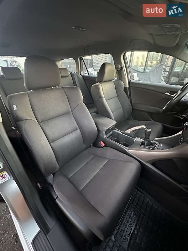 Универсал Honda Accord 2010 в Белогородке фото 20 Универсал Honda Accord 2010 в Белогородке