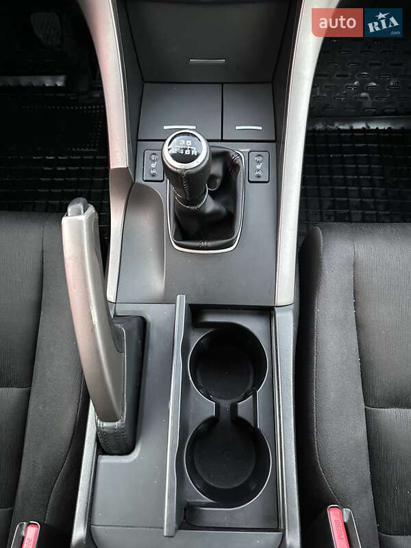 Универсал Honda Accord 2010 в Белогородке фото 26 Универсал Honda Accord 2010 в Белогородке