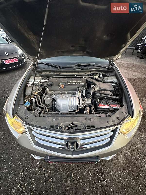 Универсал Honda Accord 2010 в Белогородке фото 45 Универсал Honda Accord 2010 в Белогородке