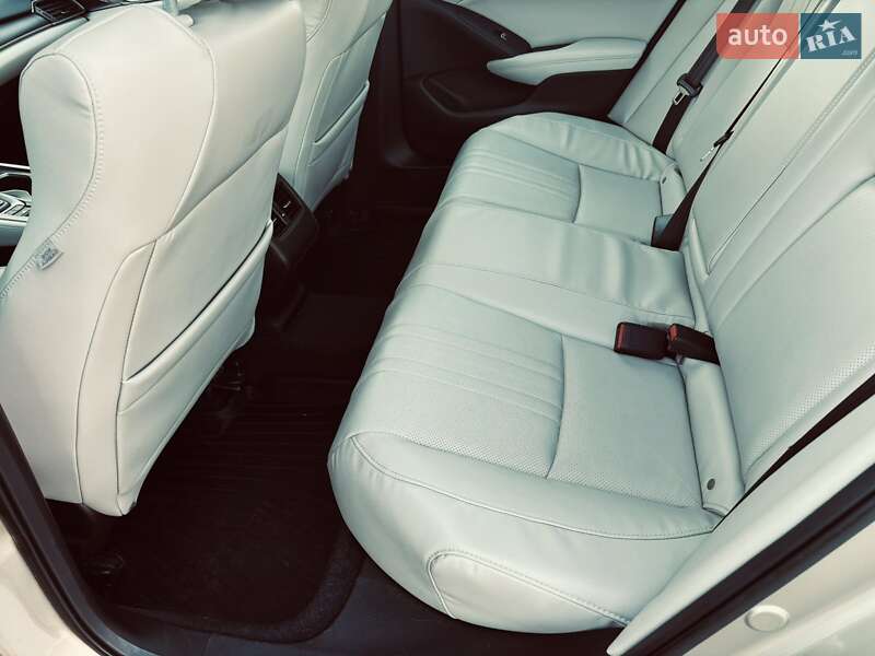 Седан Honda Accord 2018 в Киеве фото 16 Седан Honda Accord 2018 в Киеве