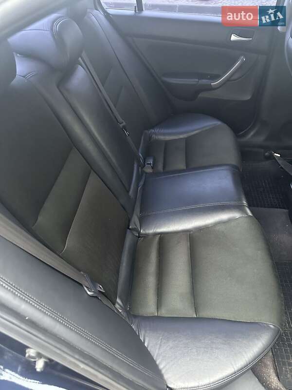 Седан Honda Accord 2006 в Чернигове