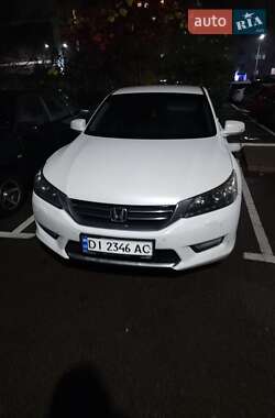 Седан Honda Accord 2013 в Киеве