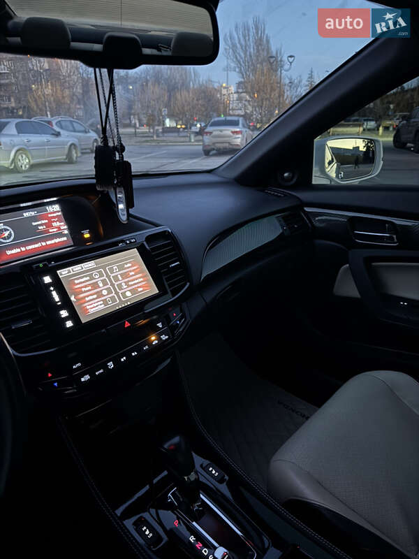 Купе Honda Accord 2015 в Запорожье