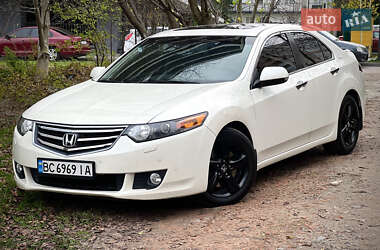 Седан Honda Accord 2010 в Львові