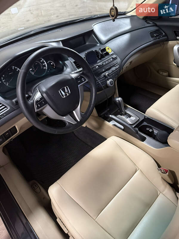 Купе Honda Accord 2008 в Харькове