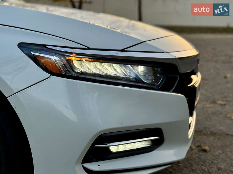 Седан Honda Accord 2020 в Днепре