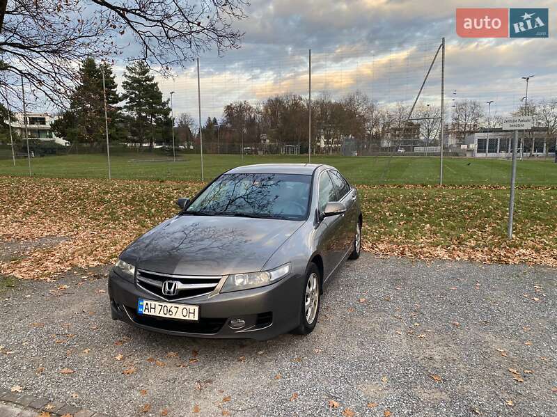 Седан Honda Accord 2008 в Киеве