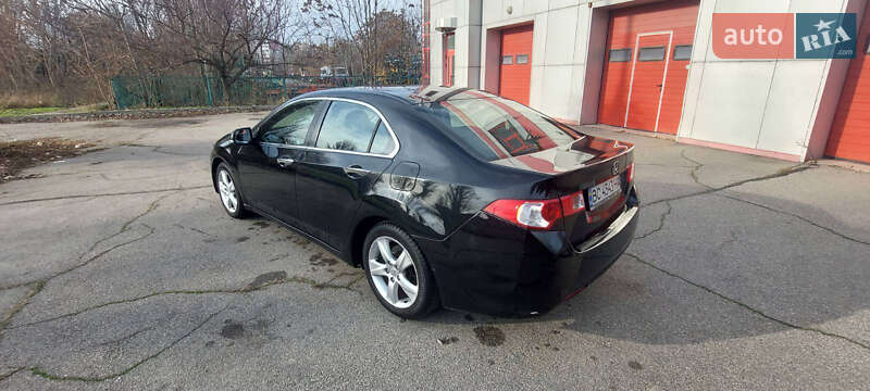 Седан Honda Accord 2010 в Запоріжжі