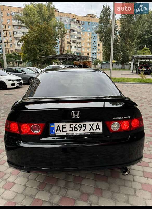 Седан Honda Accord 2006 в Днепре