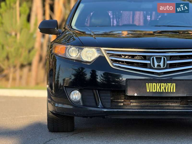 Седан Honda Accord 2008 в Киеве