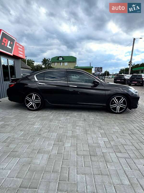 Седан Honda Accord 2017 в Кропивницькому