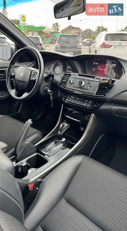 Седан Honda Accord 2017 в Кропивницькому