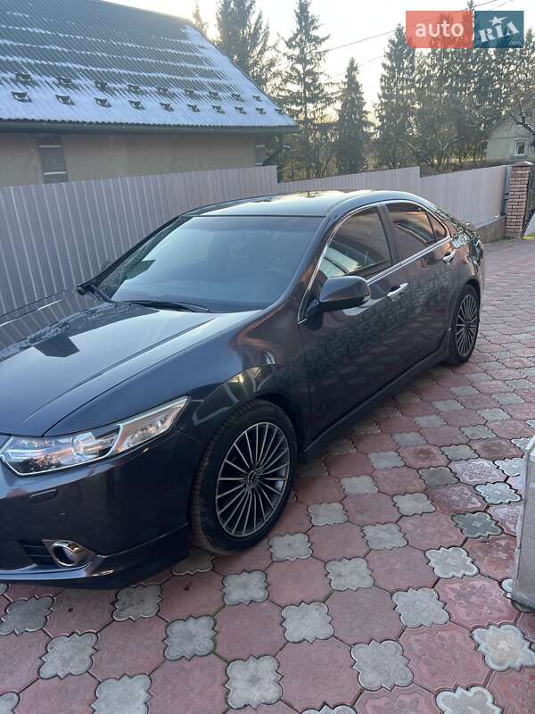 Седан Honda Accord 2011 в Тернополе