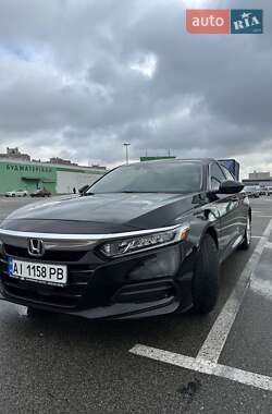 Седан Honda Accord 2018 в Києві