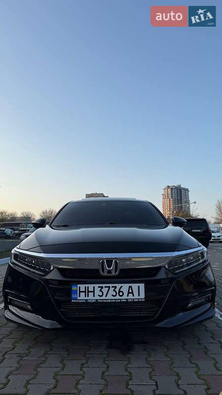Седан Honda Accord 2018 в Одессе