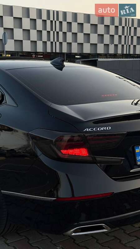 Седан Honda Accord 2018 в Одессе