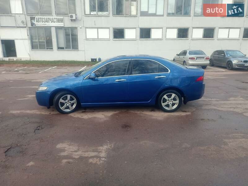Седан Honda Accord 2004 в Чернігові