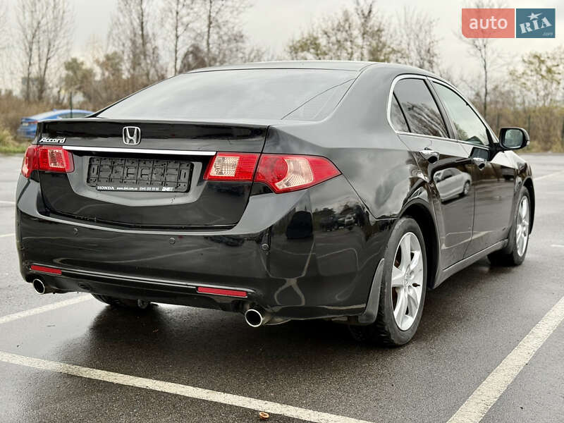 Седан Honda Accord 2011 в Киеве