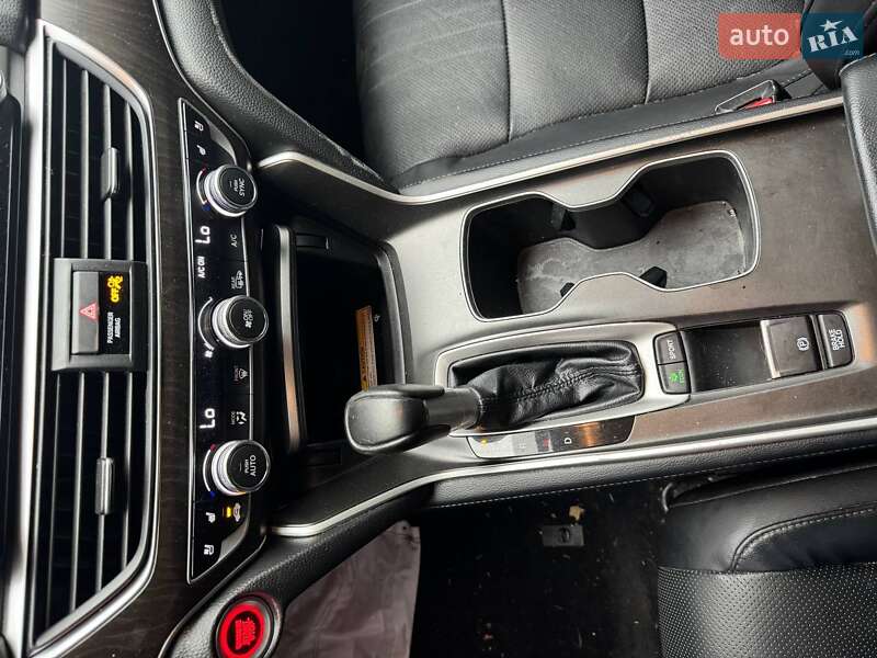 Седан Honda Accord 2018 в Львове