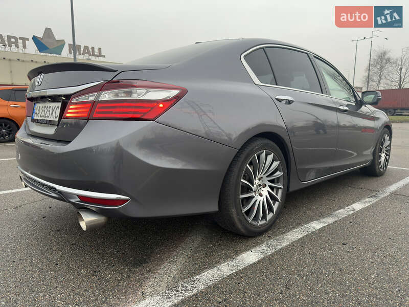 Седан Honda Accord 2017 в Києві