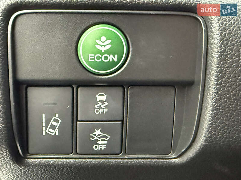 Седан Honda Accord 2016 в Киеве