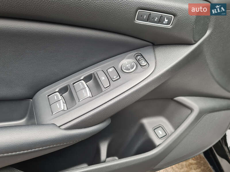 Седан Honda Accord 2018 в Львове