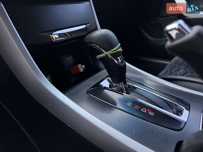 Купе Honda Accord 2012 в Малине