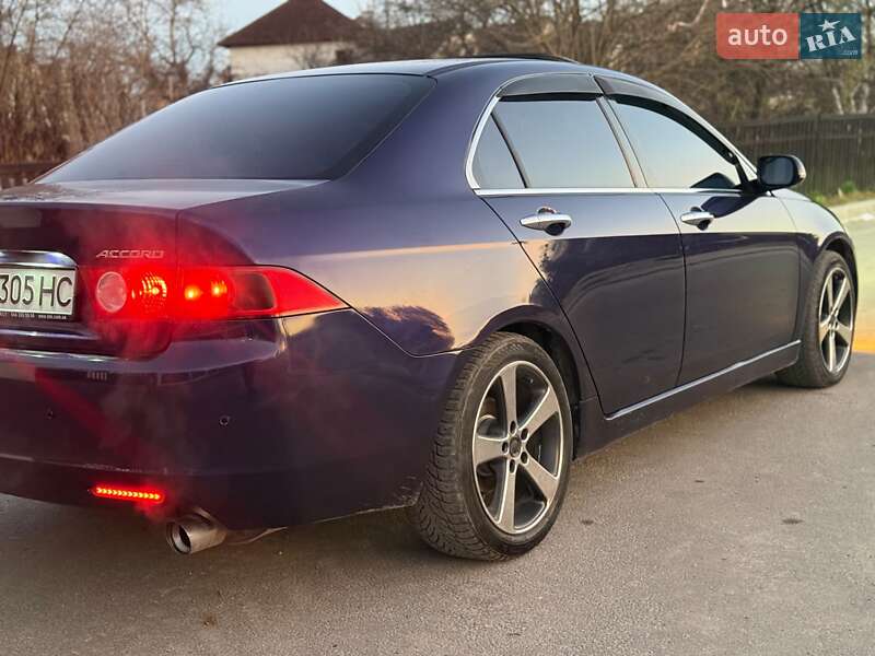 Седан Honda Accord 2004 в Білій Церкві