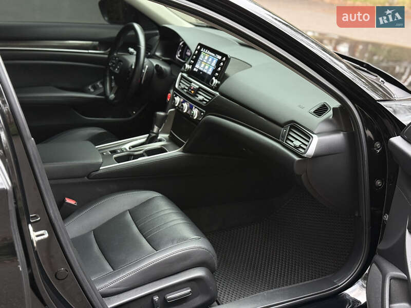 Седан Honda Accord 2020 в Дніпрі