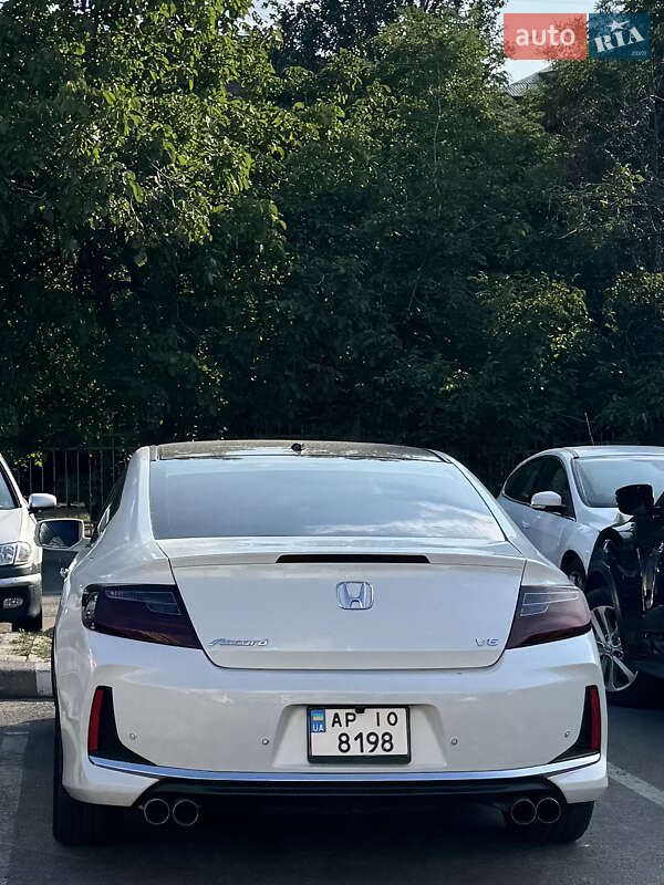 Купе Honda Accord 2015 в Ивано-Франковске