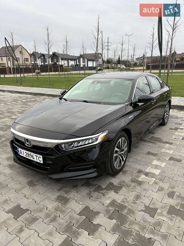 Седан Honda Accord 2020 в Буче