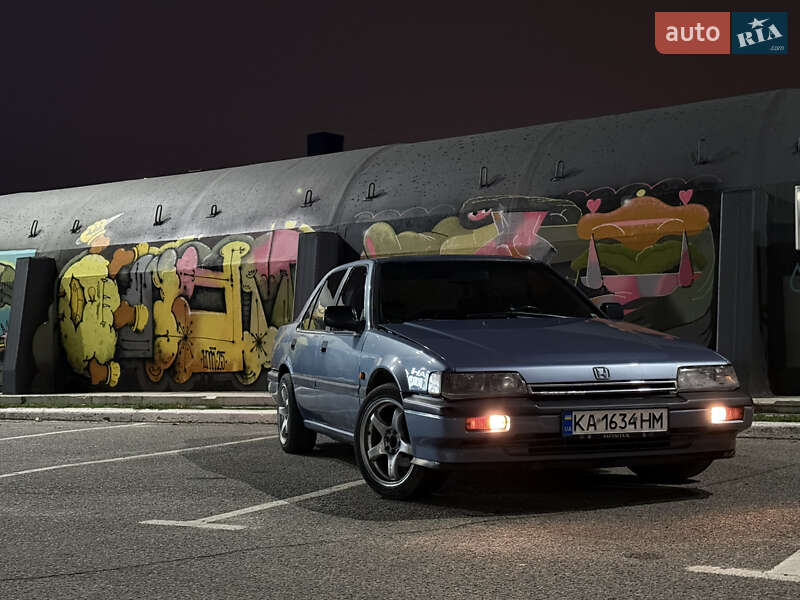 Седан Honda Accord 1988 в Києві
