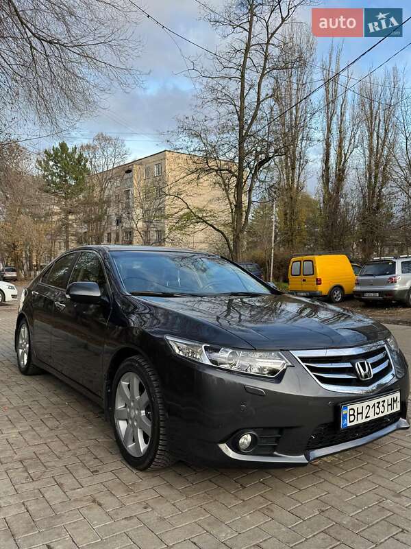 Honda Accord 2011