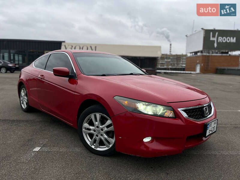 Купе Honda Accord 2008 в Києві