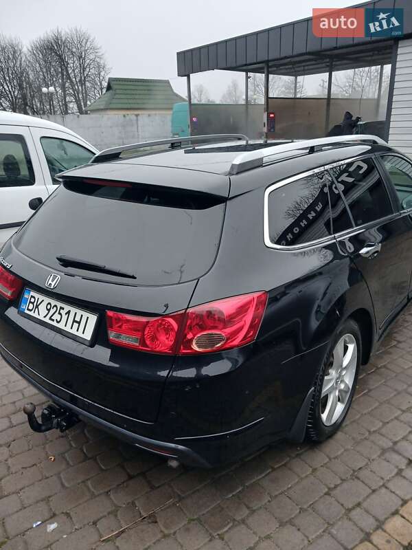 Універсал Honda Accord 2010 в Томашгороді