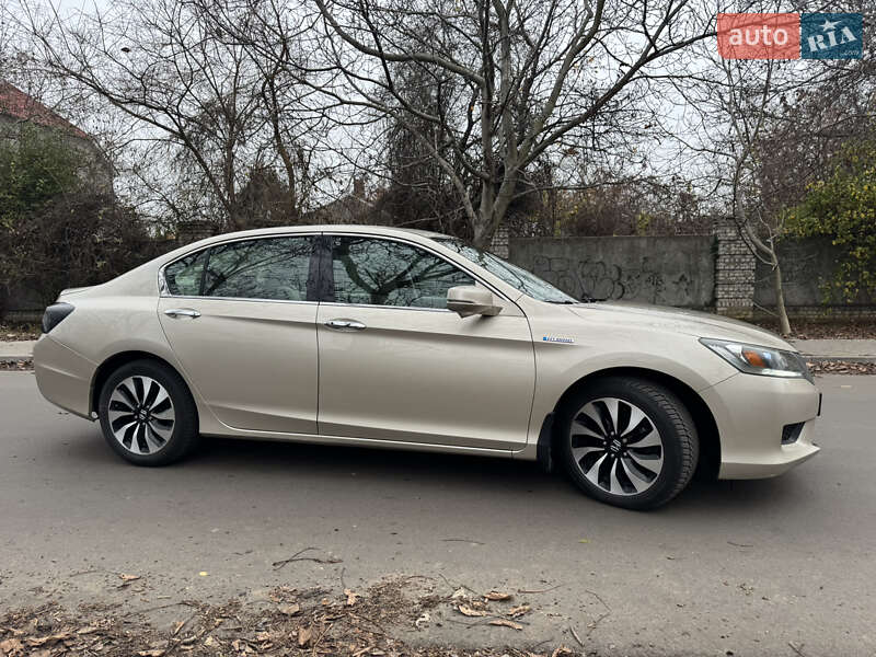 Седан Honda Accord 2014 в Одессе