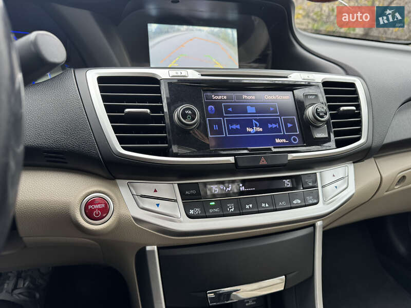 Седан Honda Accord 2014 в Одессе