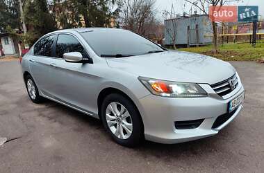 Седан Honda Accord 2013 в Тульчині