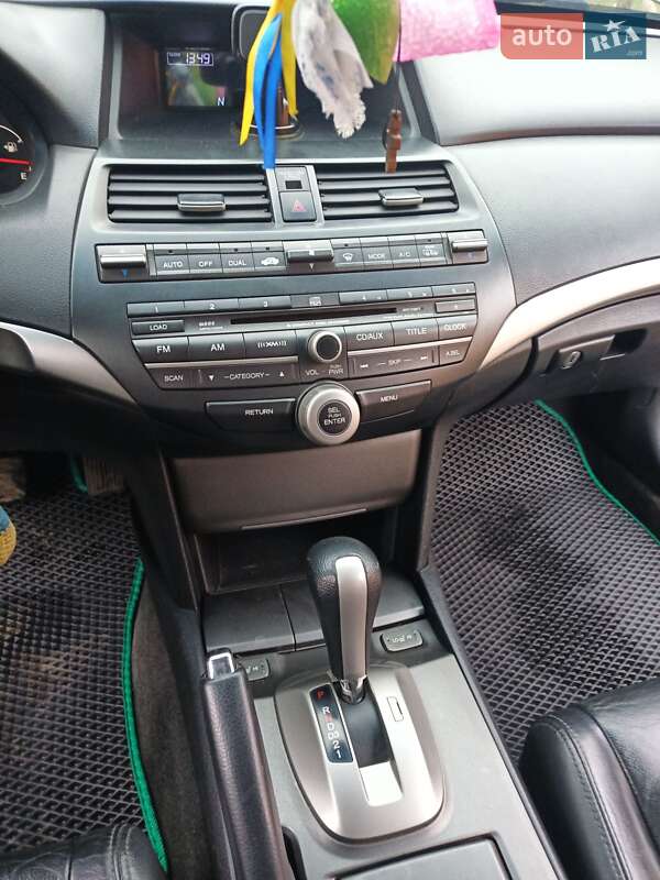 Купе Honda Accord 2008 в Новомосковську