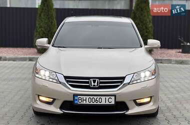 Седан Honda Accord 2013 в Одесі