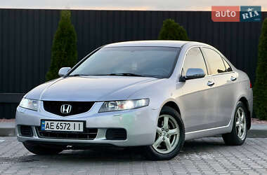 Седан Honda Accord 2004 в Днепре