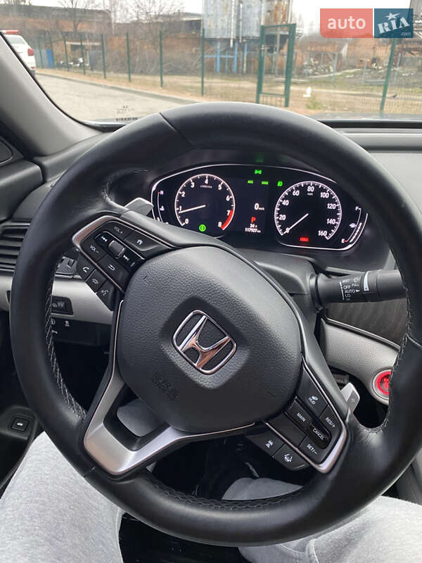Седан Honda Accord 2017 в Житомире