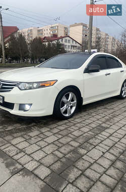 Седан Honda Accord 2010 в Ивано-Франковске