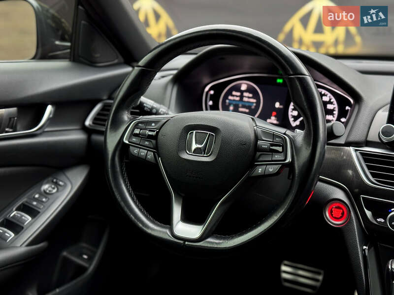 Седан Honda Accord 2020 в Киеве