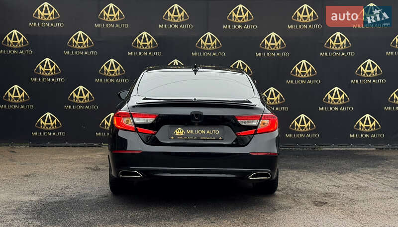 Седан Honda Accord 2020 в Киеве